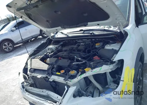 2016 Subaru Crosstrek 2.0I Premium из США, поврежденный, VIN JF2GPABC8G8282053